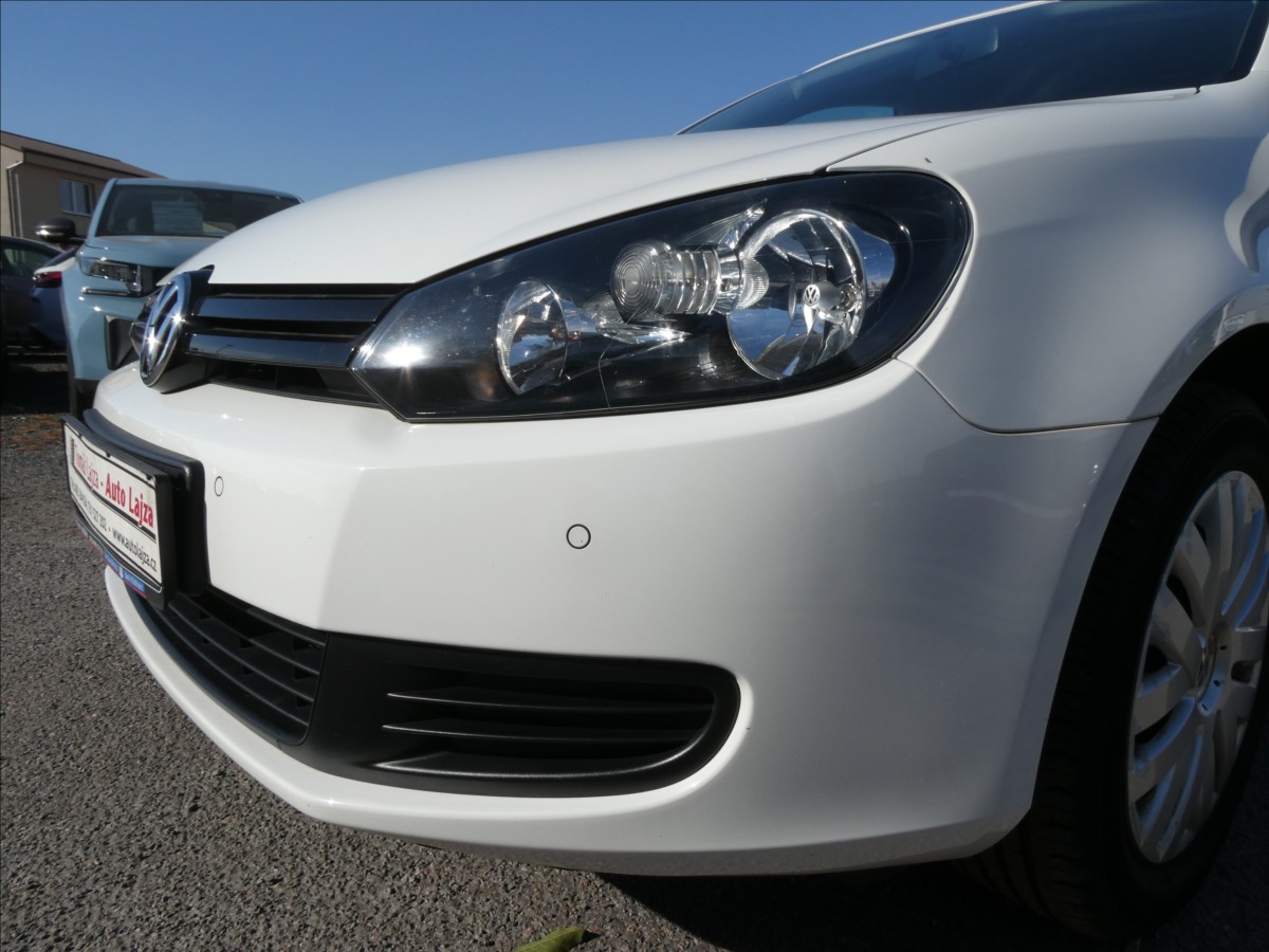 volkswagen-golf-1-2-tsi-77kw-serviska-klima - 3