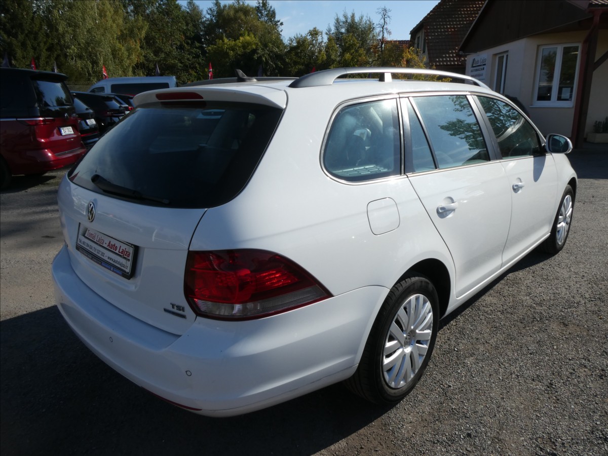 volkswagen-golf-1-2-tsi-77kw-serviska-klima - 8