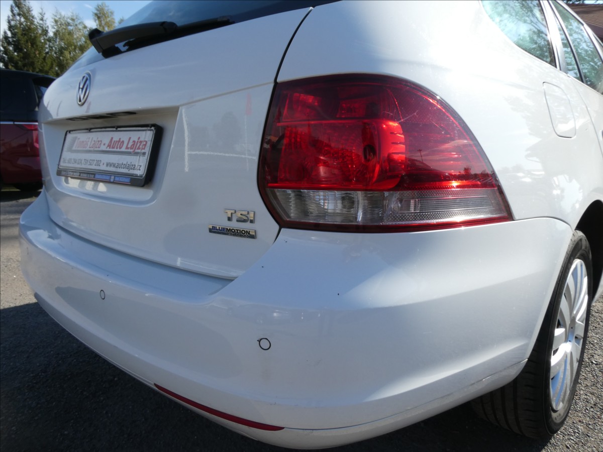 volkswagen-golf-1-2-tsi-77kw-serviska-klima - 9