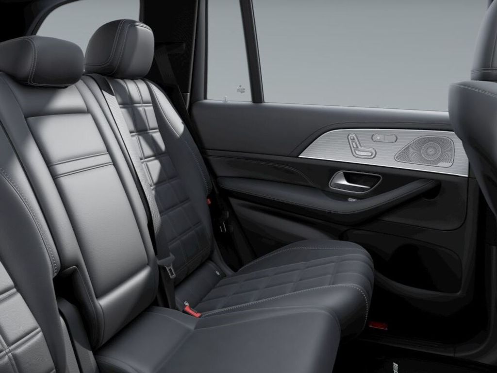mercedes-benz-gls-450-d-4matic - 7