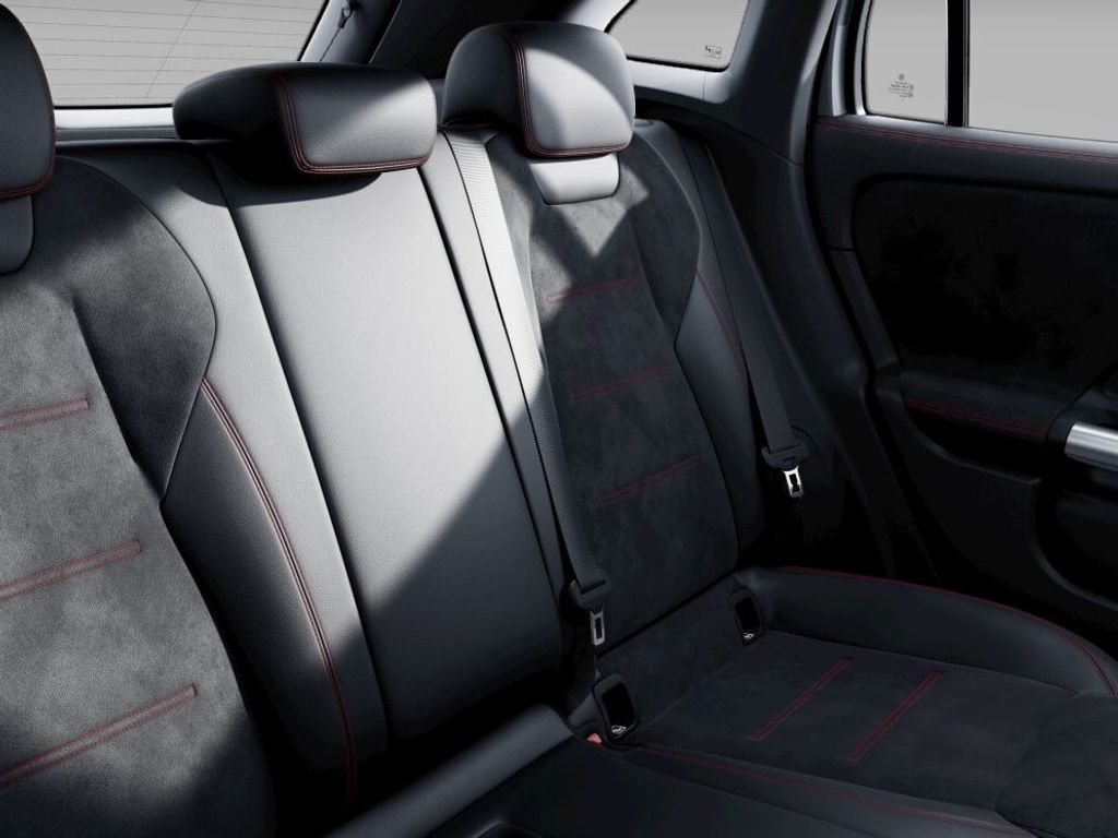 mercedes-benz-gla-gla-180-d-edition-140-years - 7