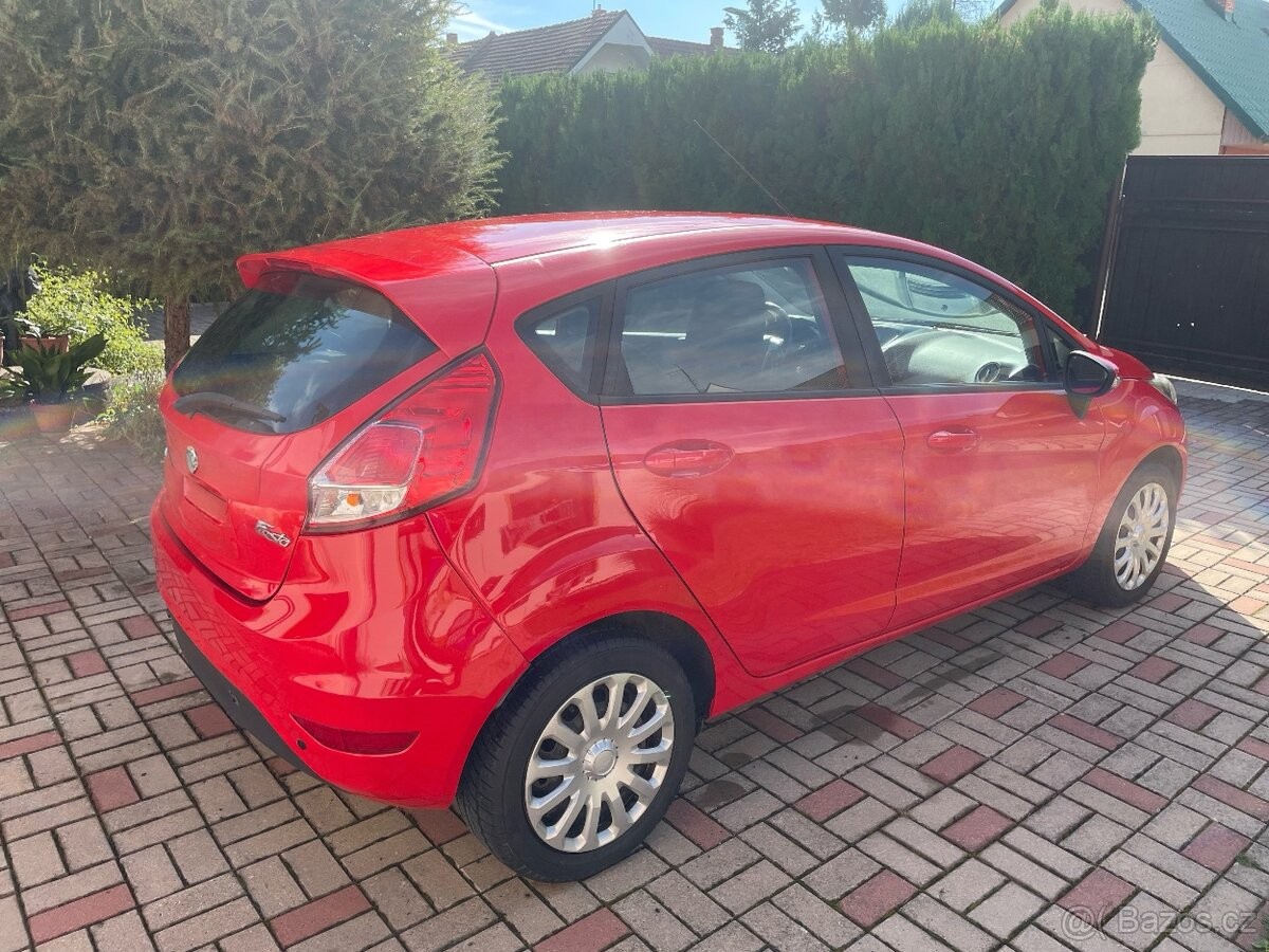 ford-fiesta-1-2 - 1