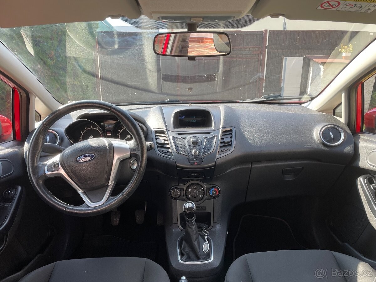 ford-fiesta-1-2 - 5