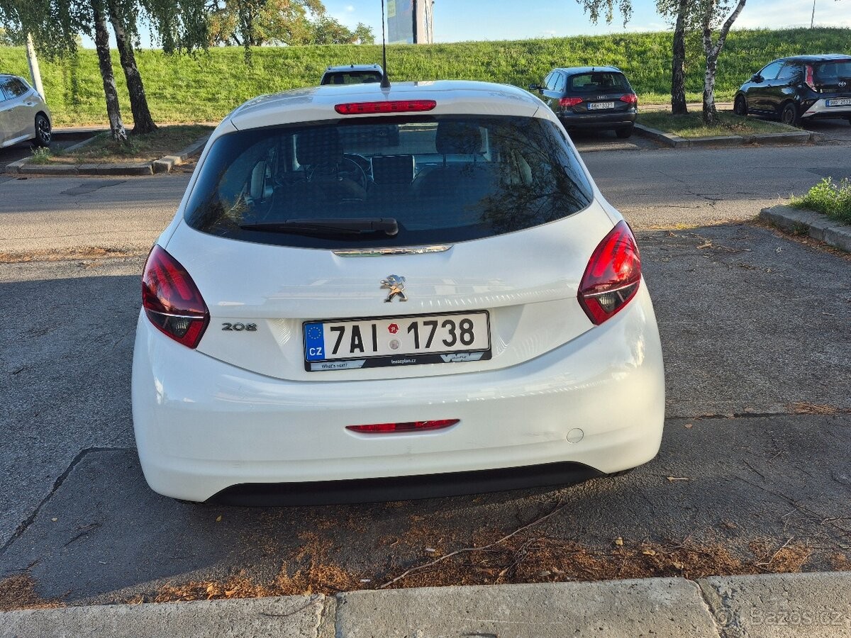 peugeot-208-1-5 - 1