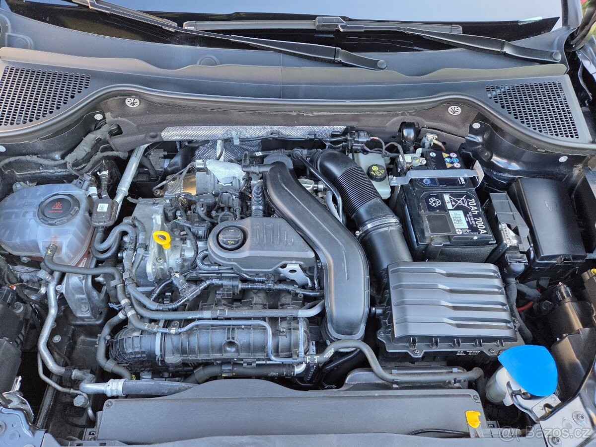 skoda-karoq-1-5-tsi-dsg-sportline - 4