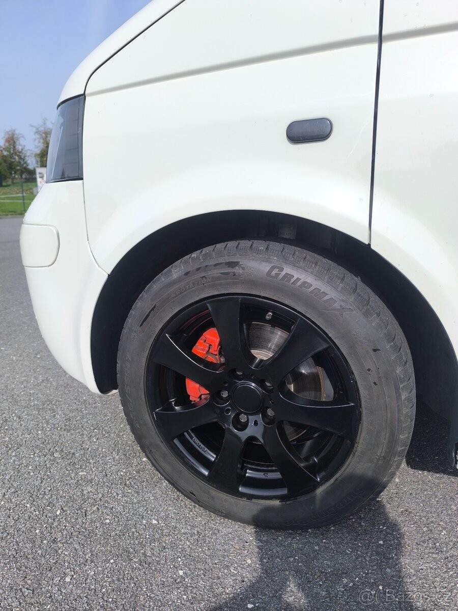 volkswagen-caravelle-2-5 - 2