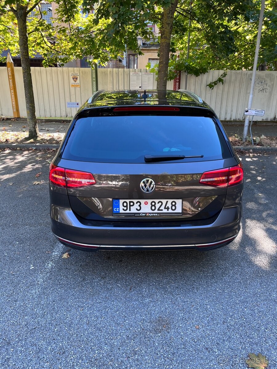 volkswagen-passat-b8-110-kw-tdi-r-v-2017-dsg - 2