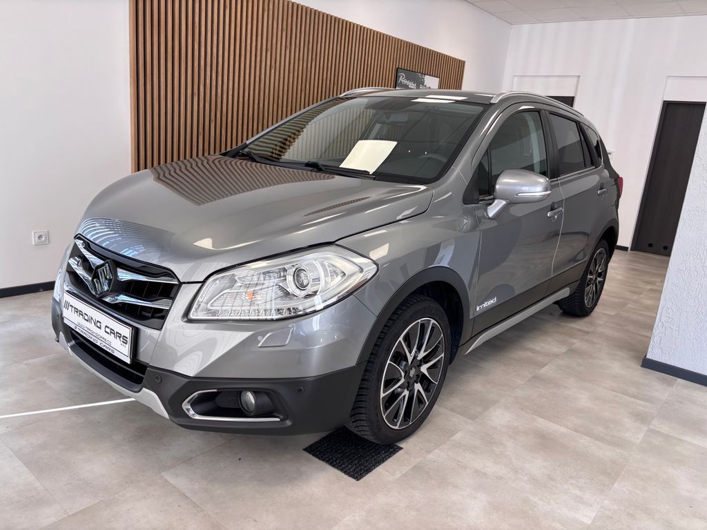 suzuki-sx4-s-cross-comfort-4x4-navigace-xenony-klimatizace - 2