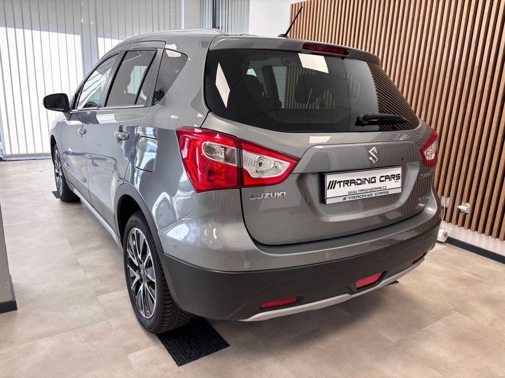 suzuki-sx4-s-cross-comfort-4x4-navigace-xenony-klimatizace - 6