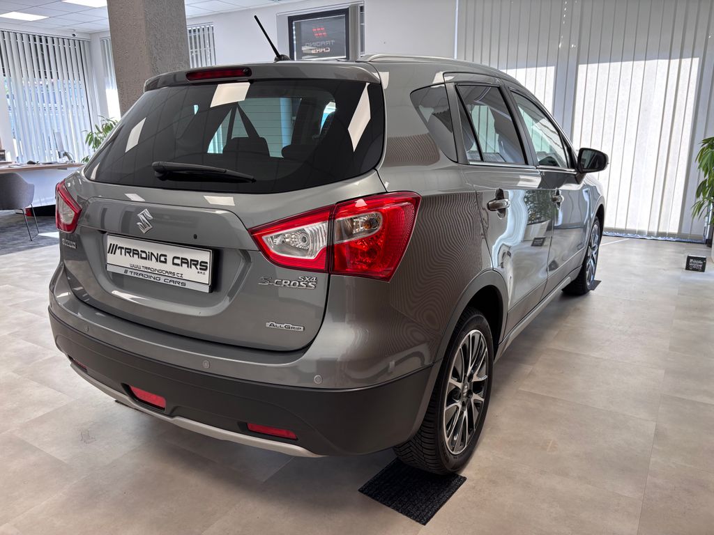 suzuki-sx4-s-cross-comfort-4x4-navigace-xenony-klimatizace - 7