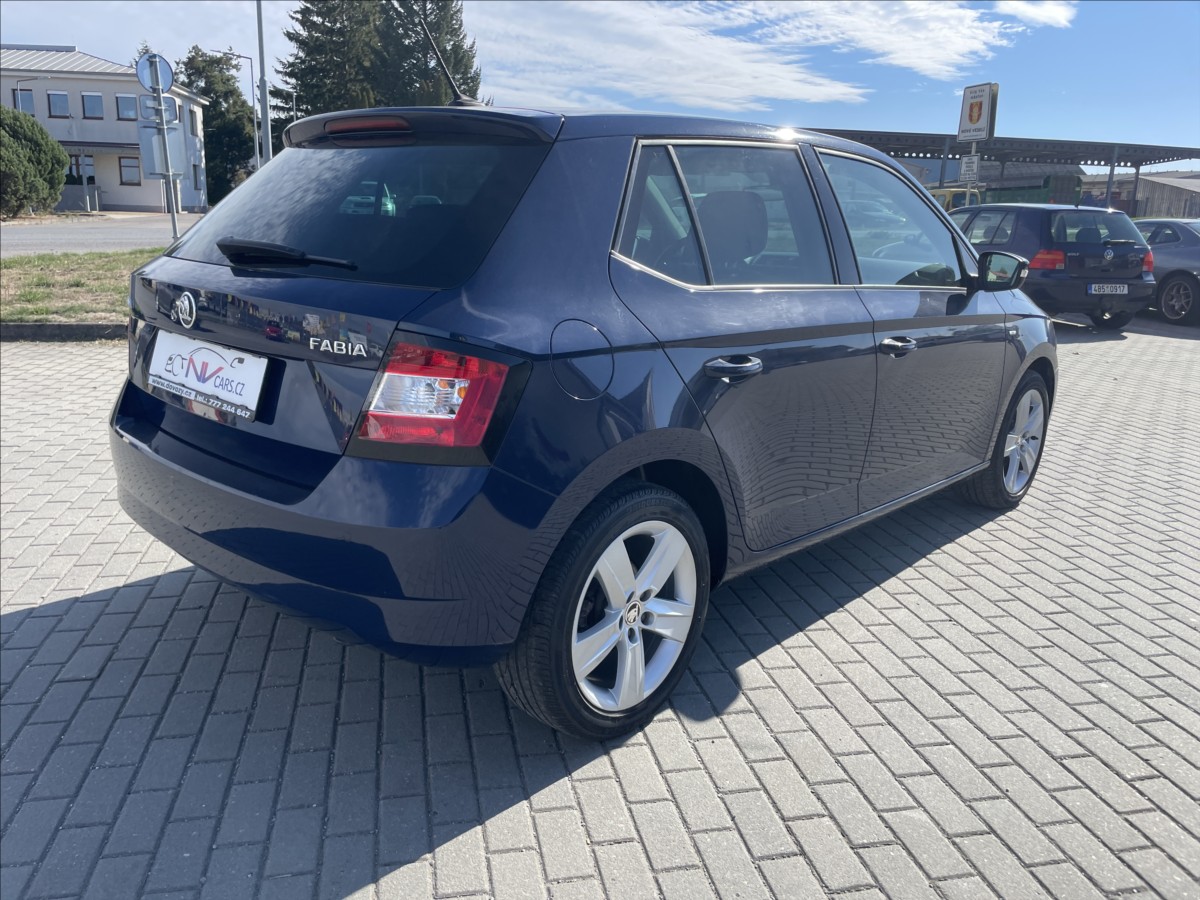 skoda-fabia-1-0-tsi-70kw-drive-gps-led-klimatronic - 3