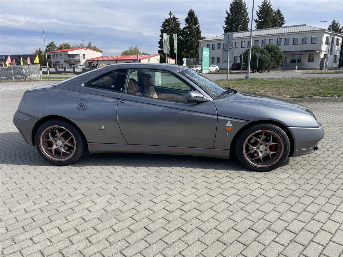 alfa-romeo-gtv-2-0-148kw-po-stk - 4