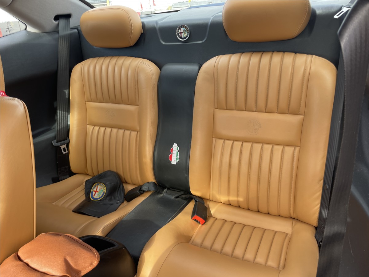 alfa-romeo-gtv-2-0-148kw-po-stk - 7