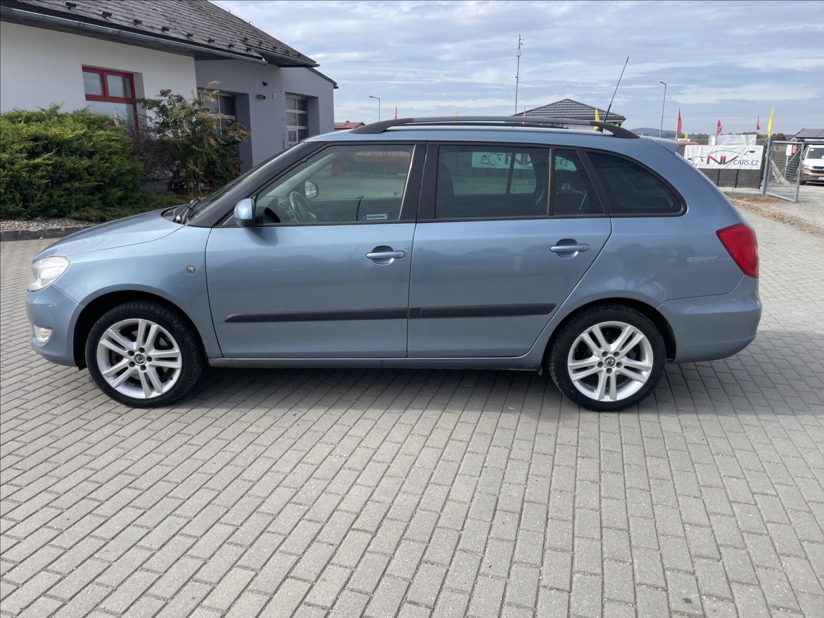 skoda-fabia-1-2-tsi-77kw-klimatronic-esp-tempomat-czauto - 1