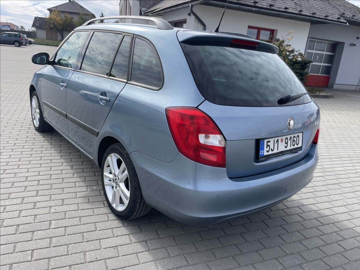 skoda-fabia-1-2-tsi-77kw-klimatronic-esp-tempomat-czauto - 2
