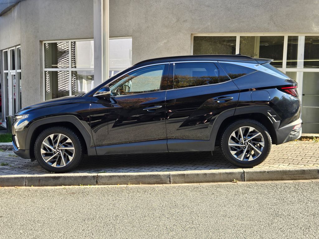 hyundai-tucson-1-6-t-gdi-smart-18-1-maj - 1