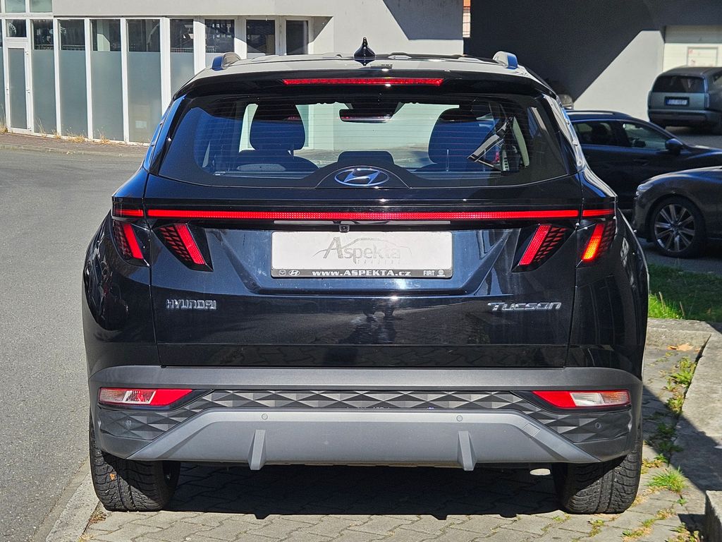 hyundai-tucson-1-6-t-gdi-smart-18-1-maj - 3