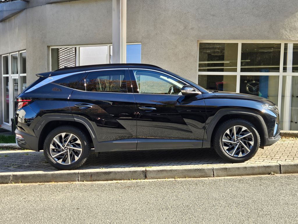hyundai-tucson-1-6-t-gdi-smart-18-1-maj - 5
