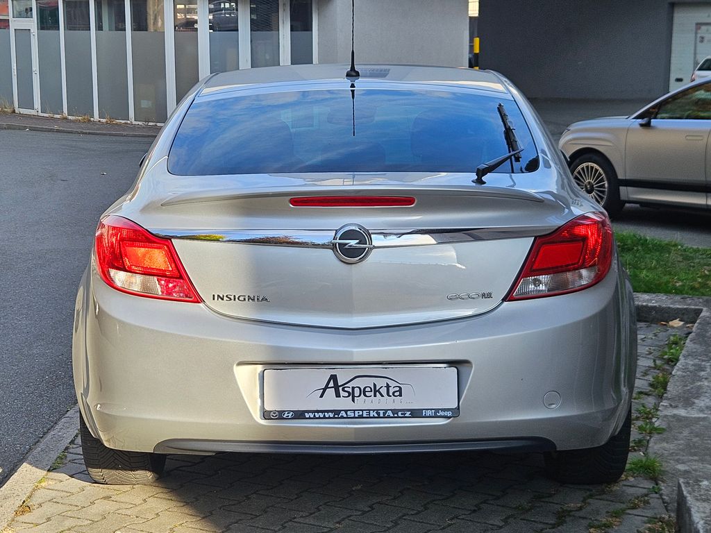 opel-insignia-1-4t-103kw-active-2-maj - 3