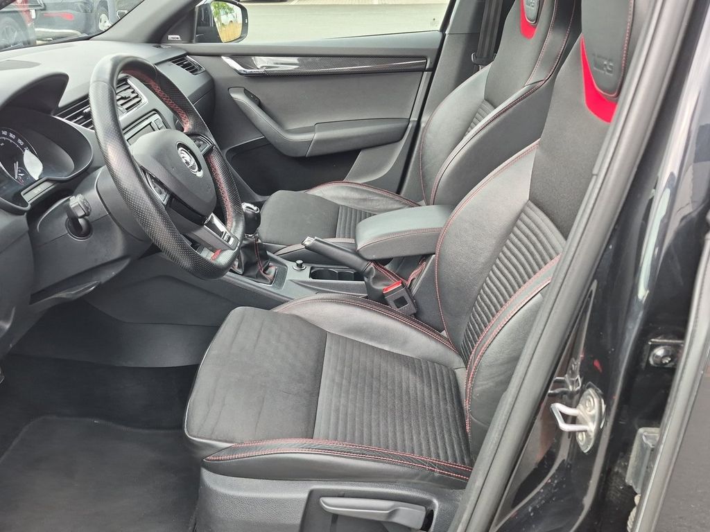 skoda-octavia-rs-2-0-tdi-135kw - 8