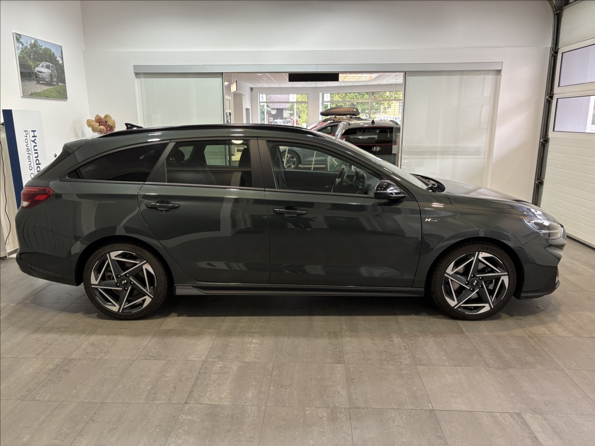 hyundai-i30-1-5-t-gdi-mt-n-line - 5