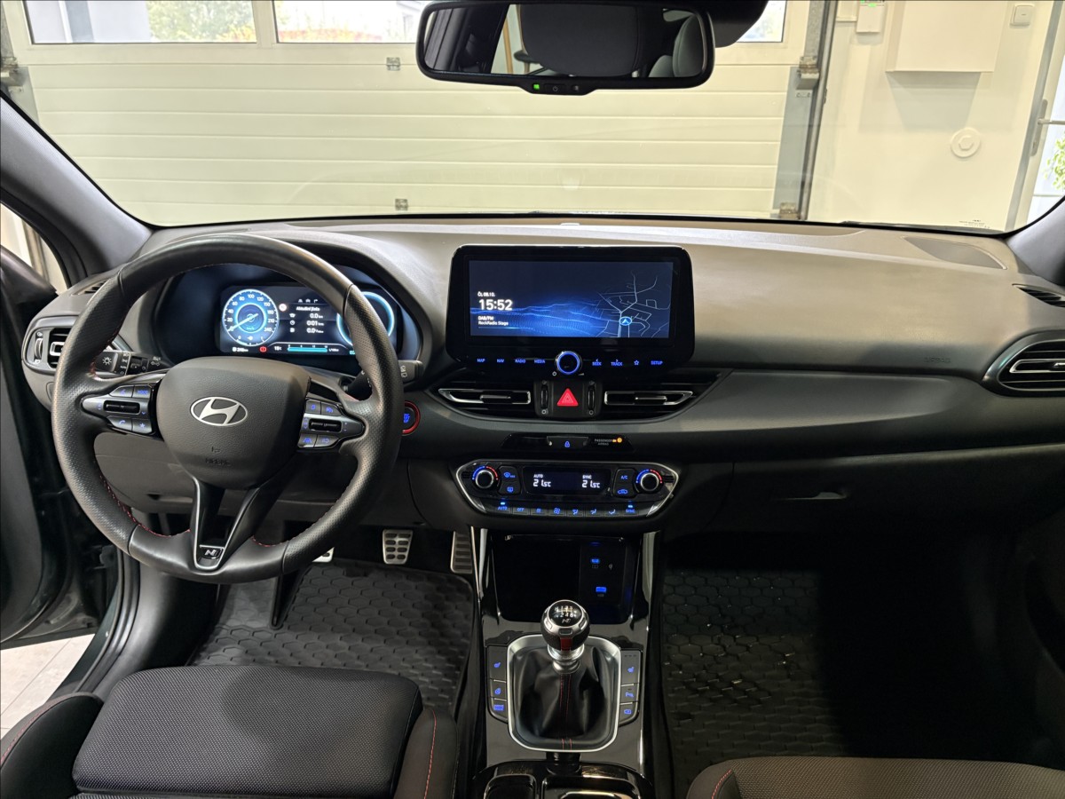hyundai-i30-1-5-t-gdi-mt-n-line - 8