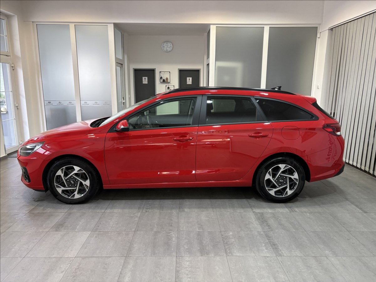 hyundai-i30-1-5-t-gdi-dct-family - 1