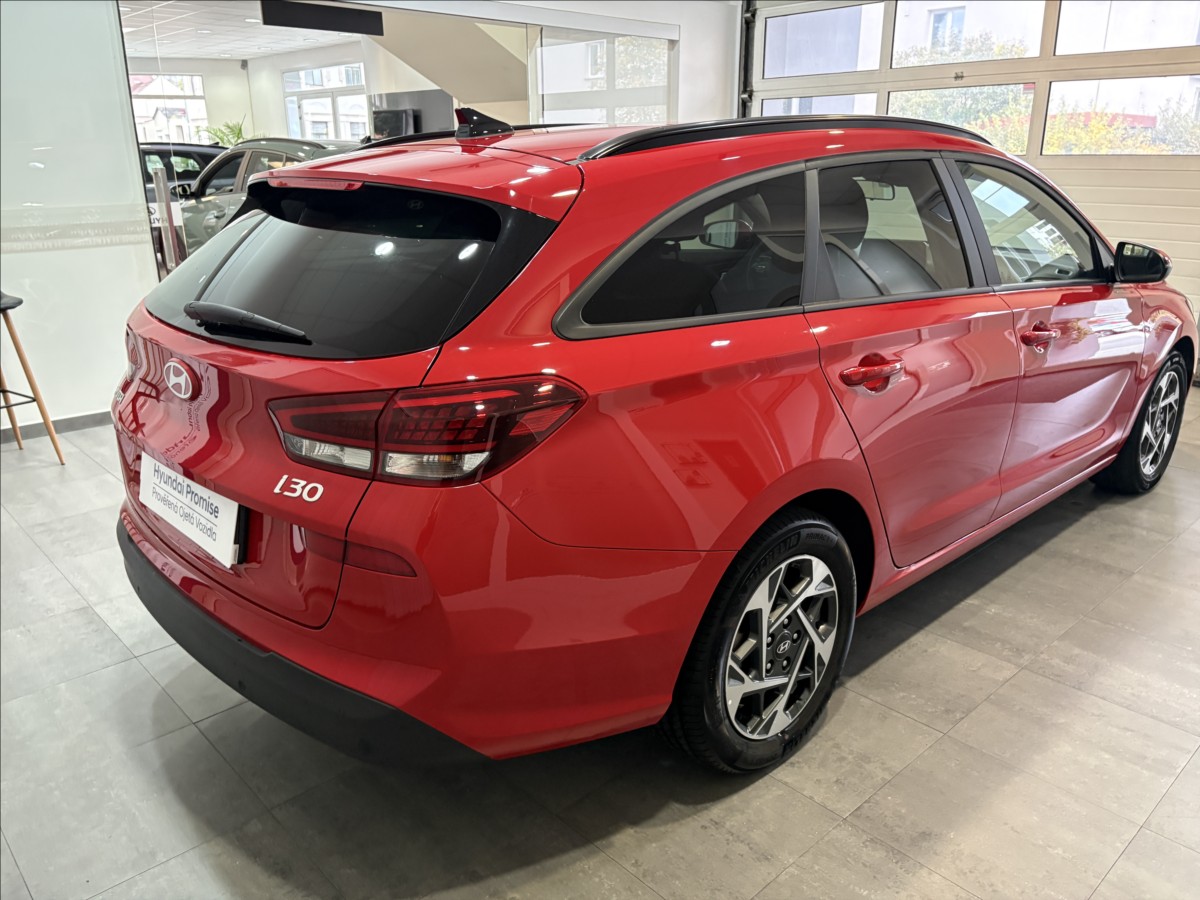 hyundai-i30-1-5-t-gdi-dct-family - 4