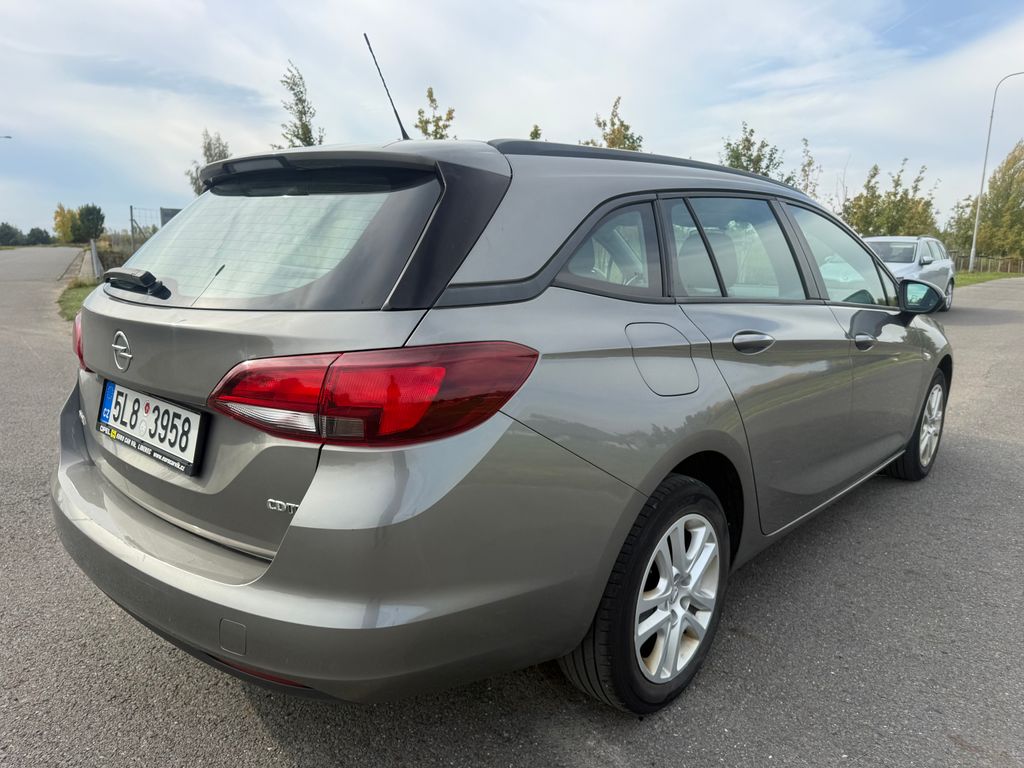 opel-astra-sports-tourer-1-6-tdi-54000km - 4