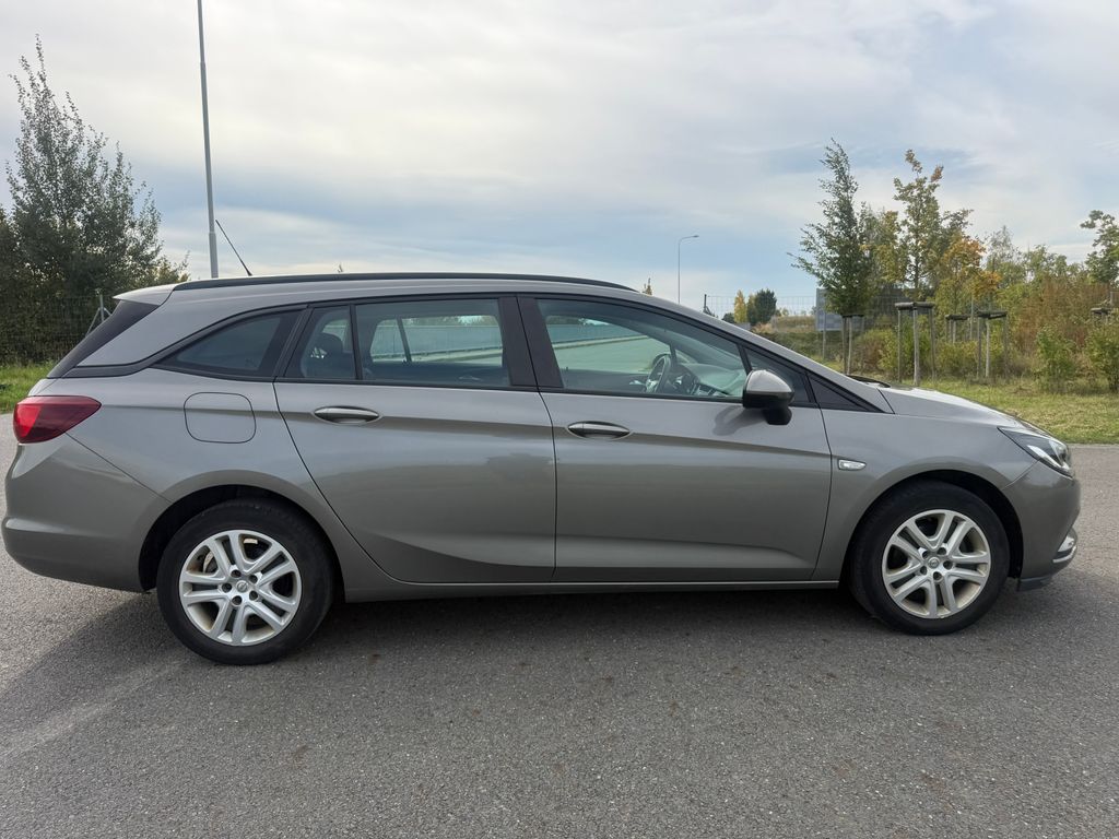 opel-astra-sports-tourer-1-6-tdi-54000km - 5