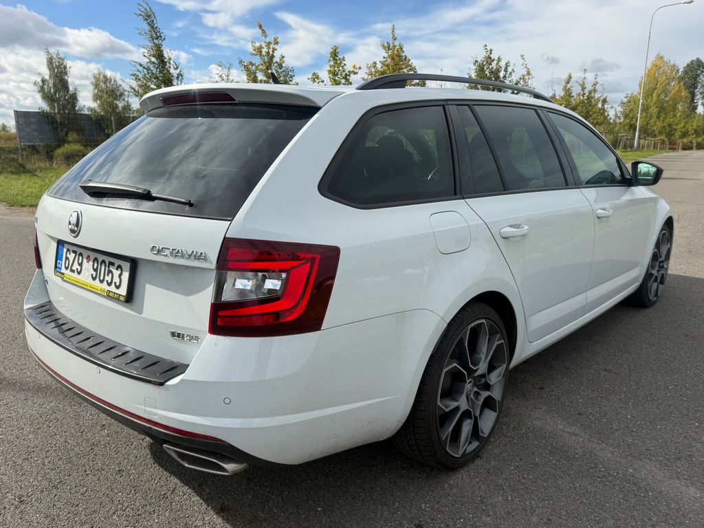 skoda-octavia-2-0-tdi-rs-135-kw-4x4-dsg-odpocet-dph - 4