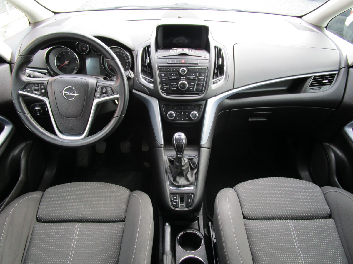 opel-zafira-tourer-1-6cdti-aut-klima-panorama - 6