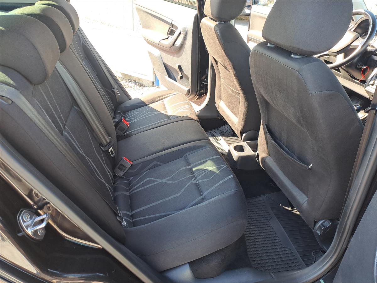 skoda-fabia-1-2-tsi-digiklima-temponat - 6
