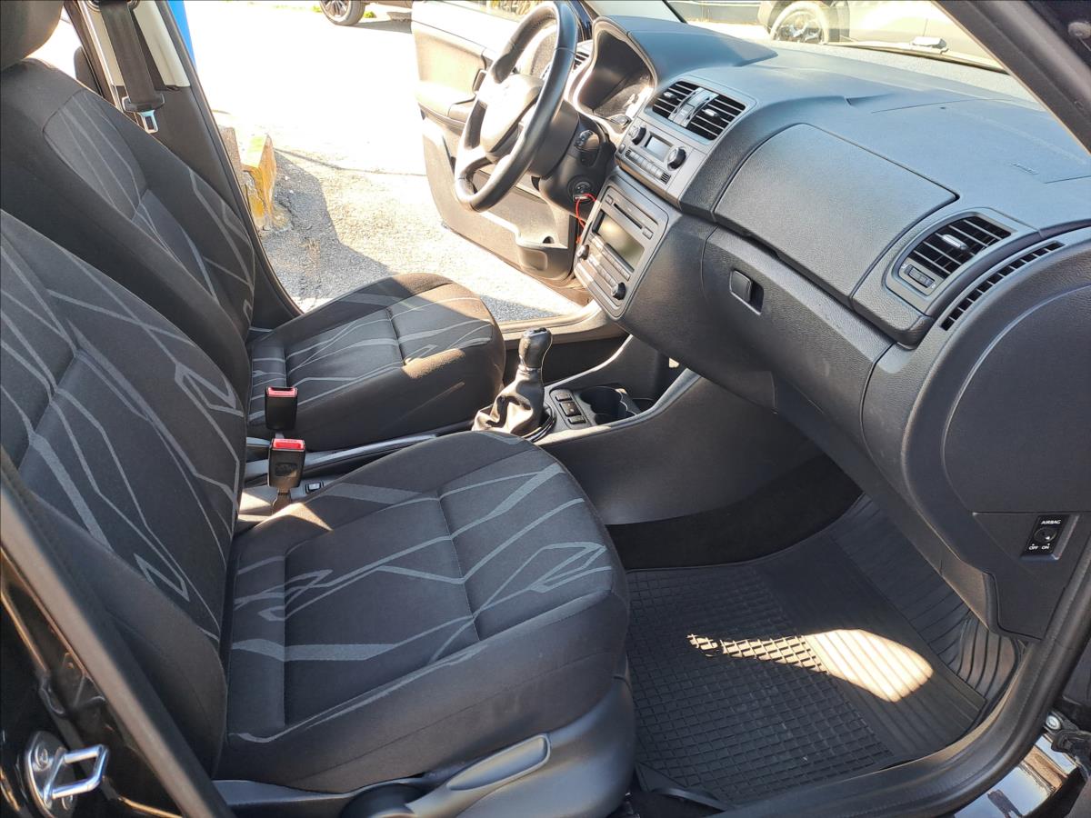 skoda-fabia-1-2-tsi-digiklima-temponat - 7