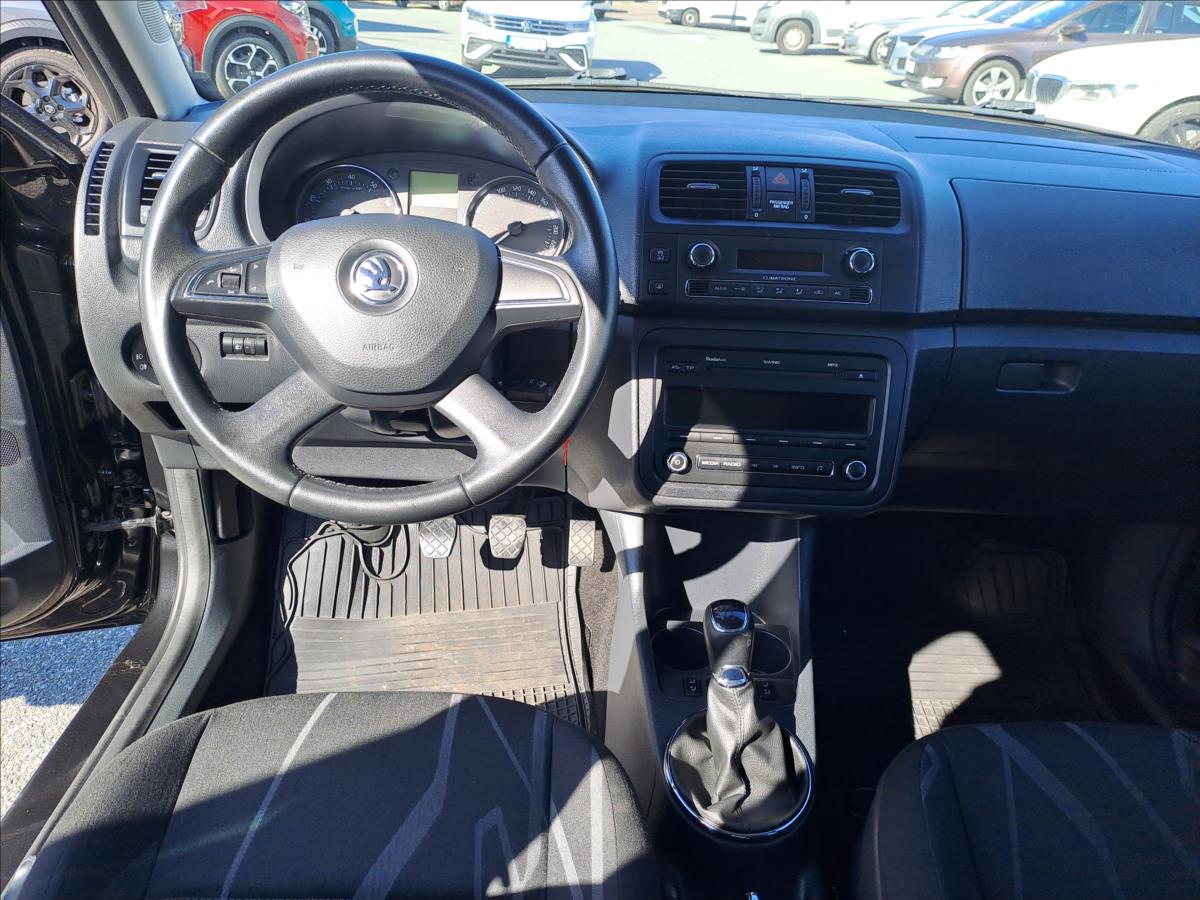 skoda-fabia-1-2-tsi-digiklima-temponat - 8