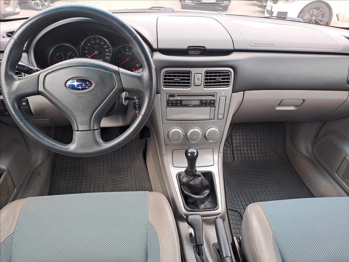 subaru-forester-2-0-i-4x4-koupeno-cz - 8