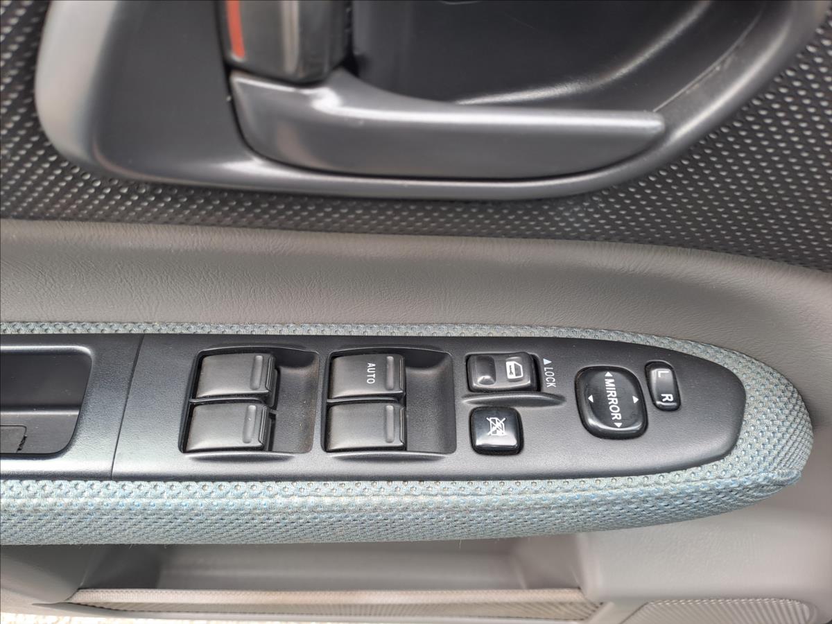 subaru-forester-2-0-i-4x4-koupeno-cz - 9