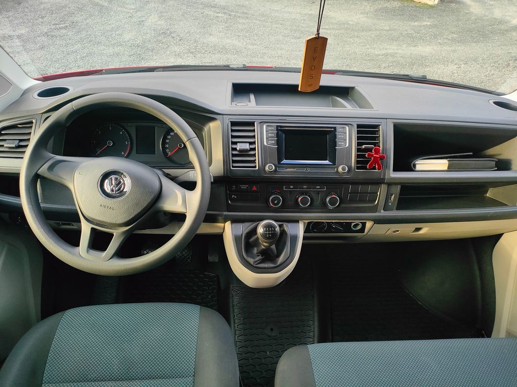 volkswagen-jetta - 8
