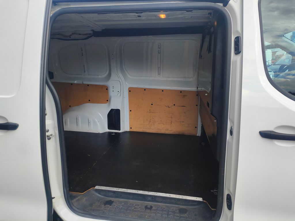 peugeot-expert-2-0-hdi-l1h1-cz-klima - 9