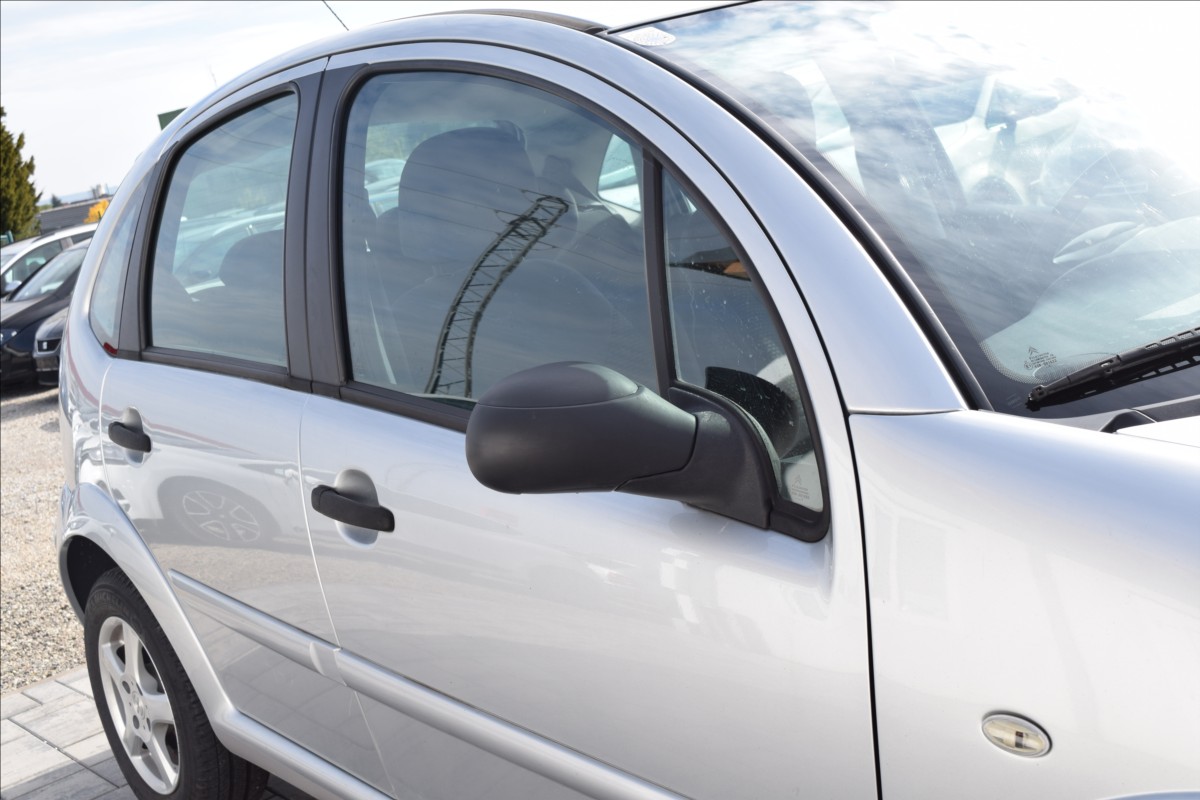 citroen-c3-1-4-i-54kw-alu-nizky-najezd-km - 4