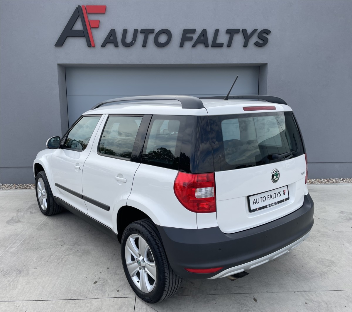 skoda-yeti-2-0-tdi-81kw-4x4-cr - 4