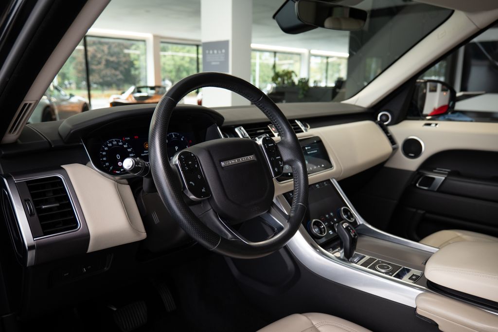 land-rover-range-rover-sport-d250-hse-meridian - 4