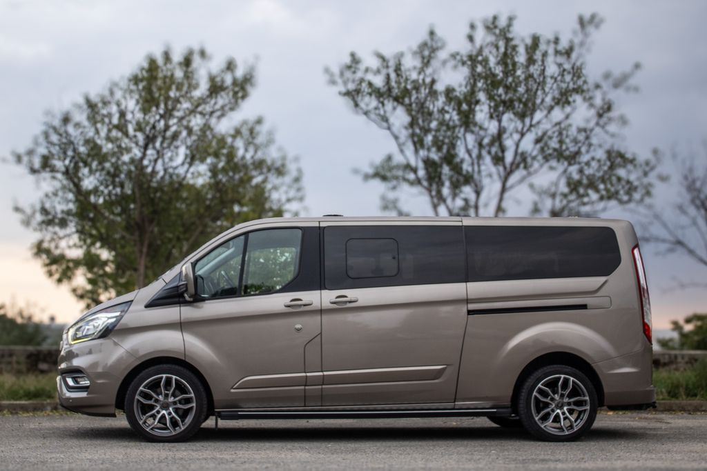 ford-tourneo-custom - 7