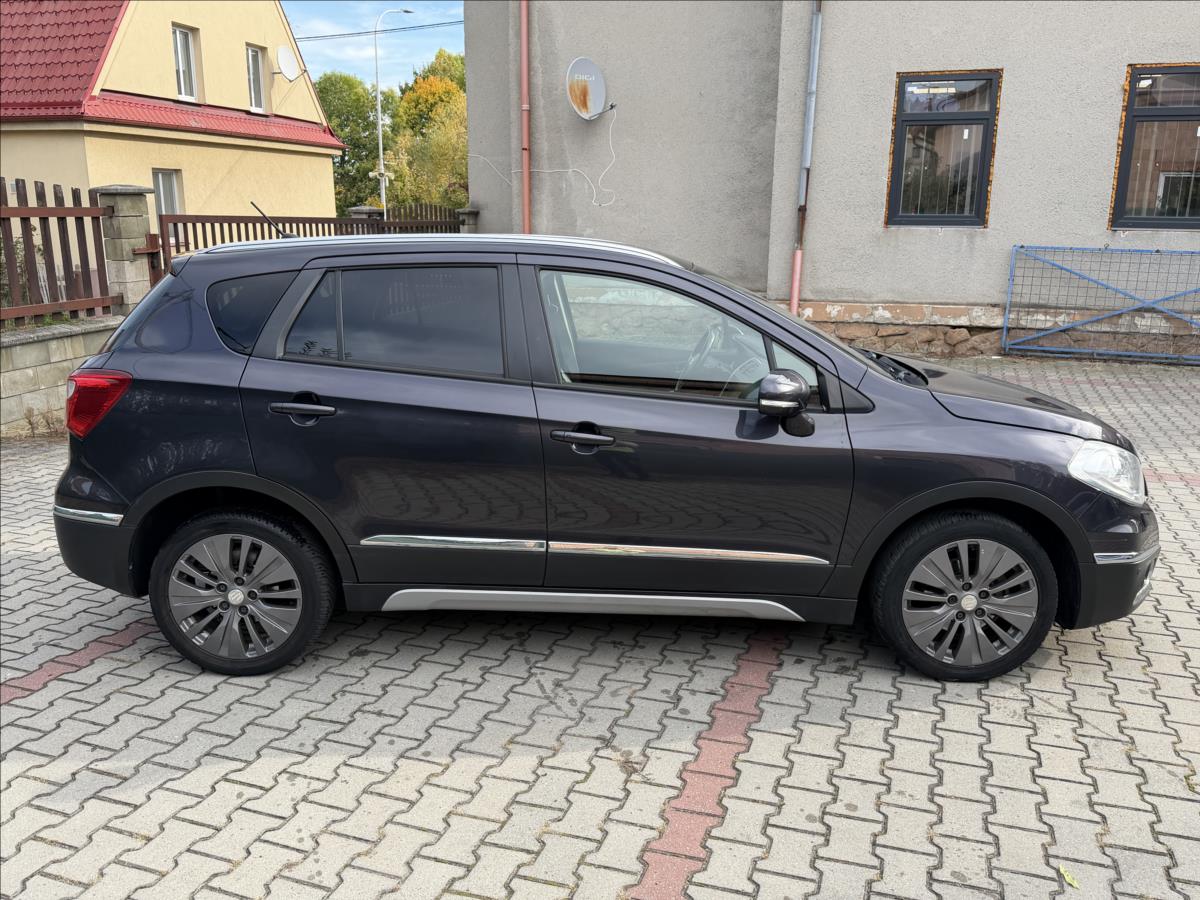 suzuki-sx4-s-cross-1-6-4x4-automat-exclusive - 1