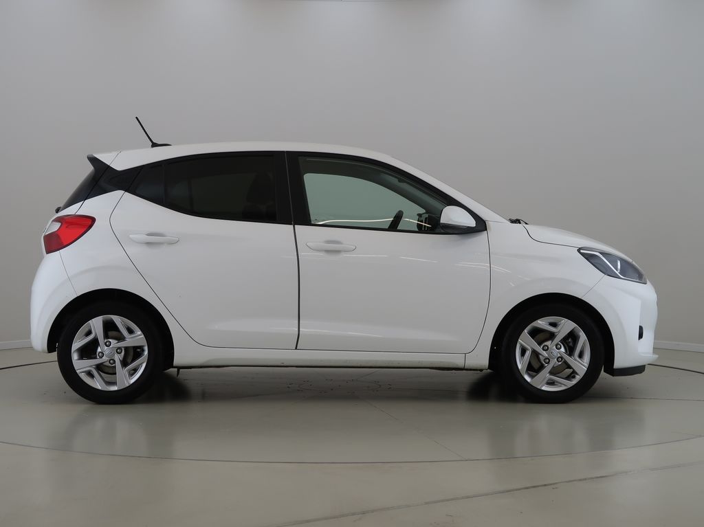 hyundai-i10-1-2mpi-61kw-manual-kamera-cz - 3