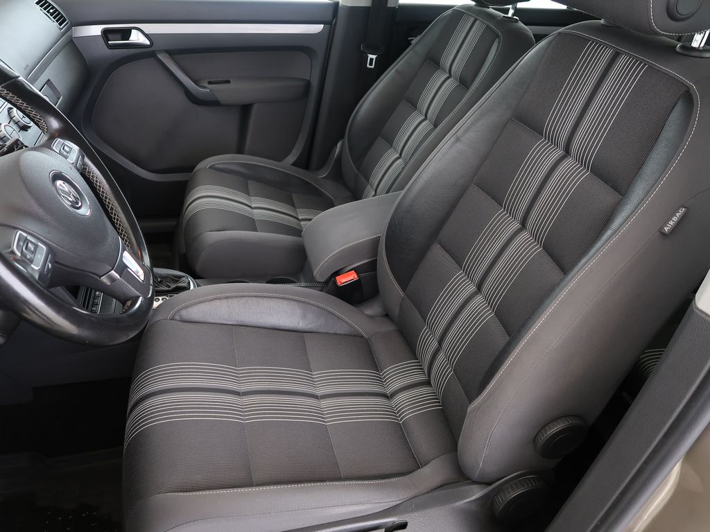 volkswagen-touran-1-6tdi-77kw-automat-tazne-navi - 8