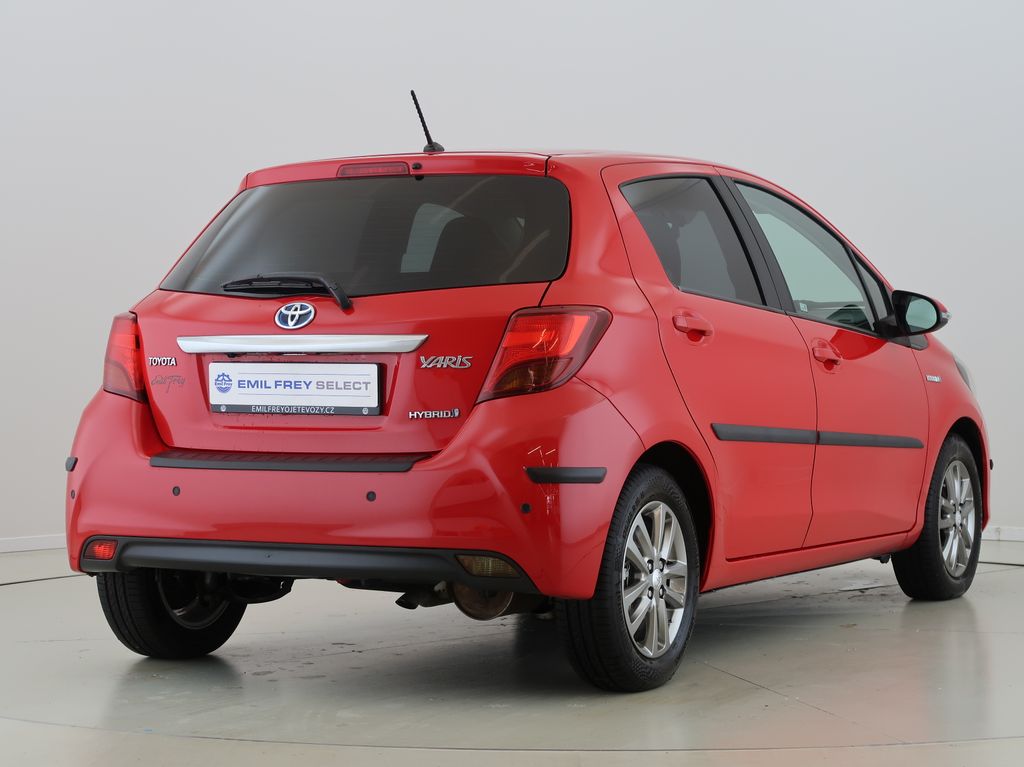 toyota-yaris-1-5hybrid-active-cz - 4