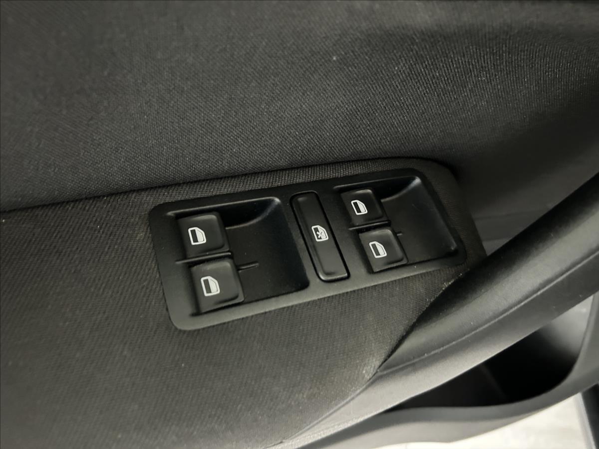 volkswagen-polo-1-2-2-majitel-servisni-knizka - 6