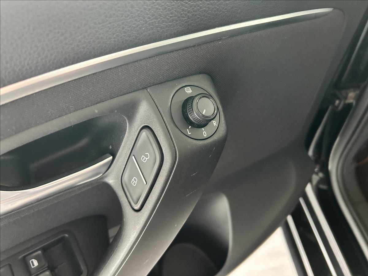 volkswagen-polo-1-2-2-majitel-servisni-knizka - 7