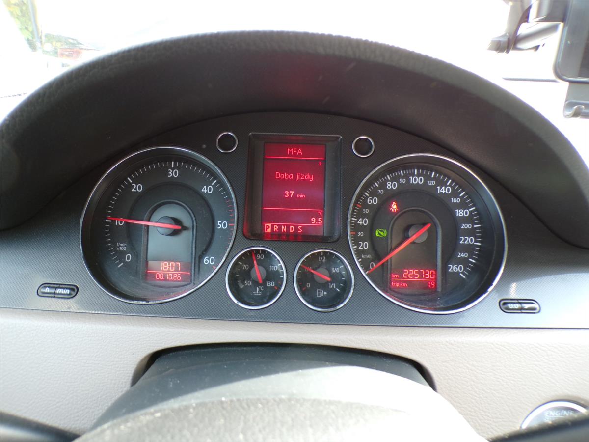 volkswagen-passat-2-0-tdi-dsg - 7